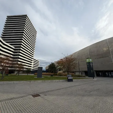 Na Nfs * ブラチスラヴァ