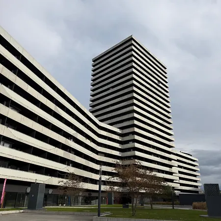 Na Nfs شقة براتسيلافا