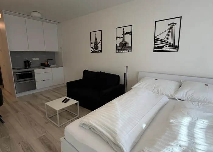Na Nfš Apartamento Bratislava
